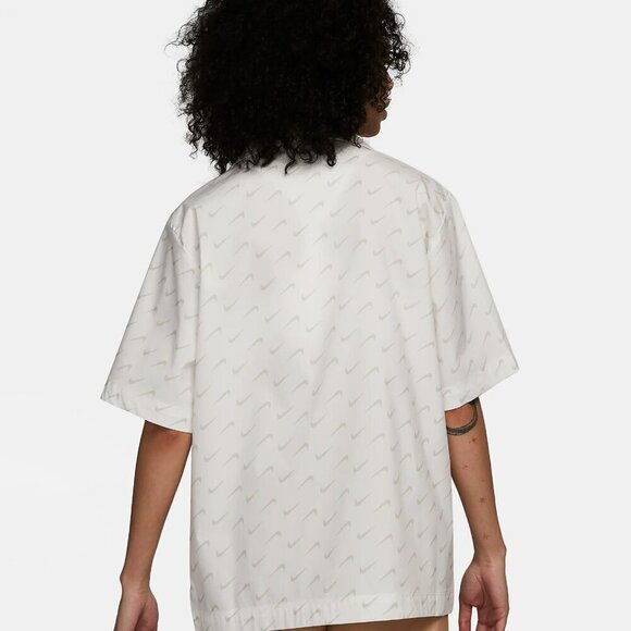 Nike Women's Sportswear Everyday Modern Oversize Button Shirt Size M SKU# S2457 - Picture 2 of 7
